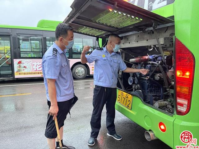 以汛為令,逆水而上,萊蕪公交全力以赴保障市民安全出行