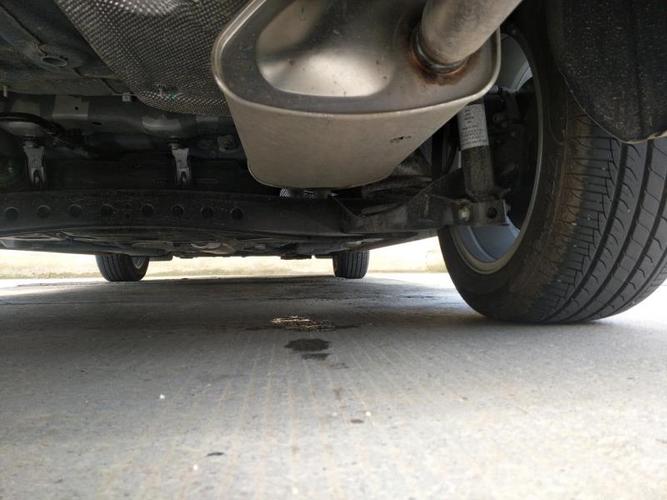 荣威i5排气管异响怎么回事