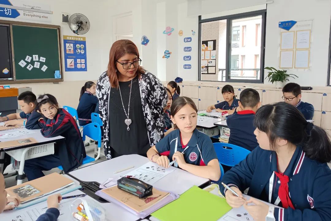 晋江这所学校初中部招生火热进行中!