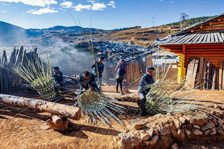 郭建良:传递阳光下大凉山真正的美