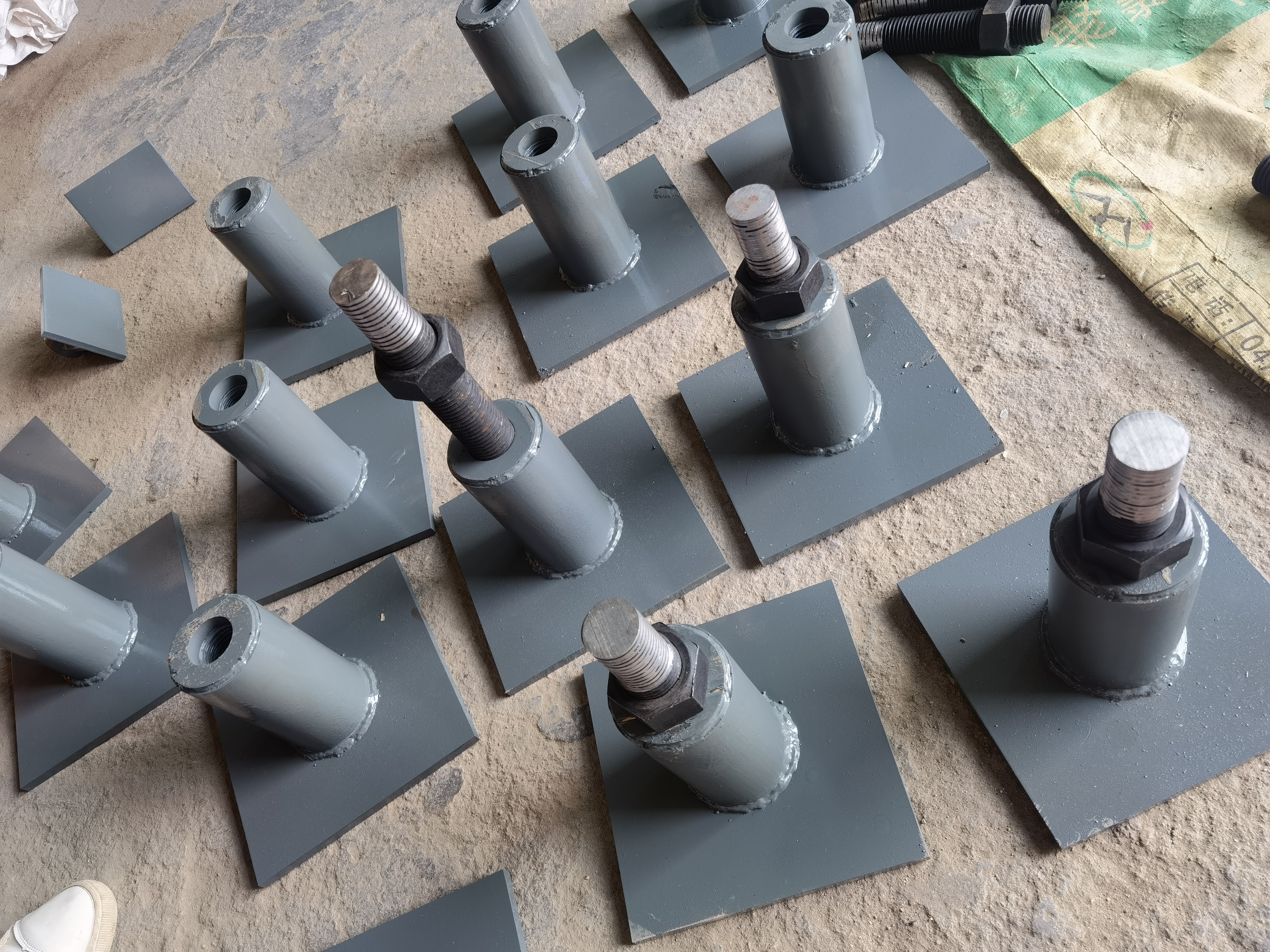 可调支座 管道升降调节支撑架 可调节升降管托 平板式阀门支托