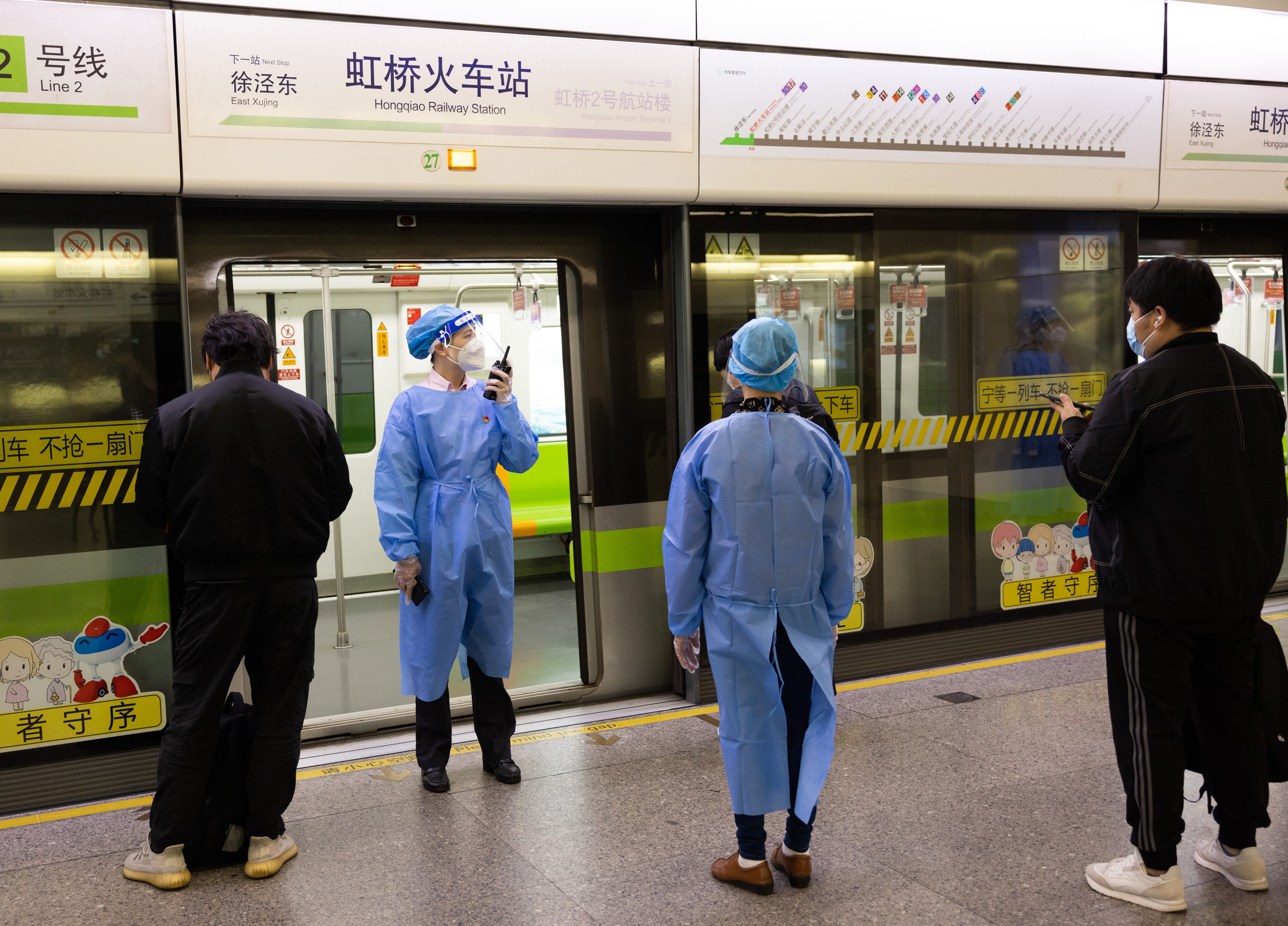 高煜:传递城市温度,让乘客感知进博会脉动