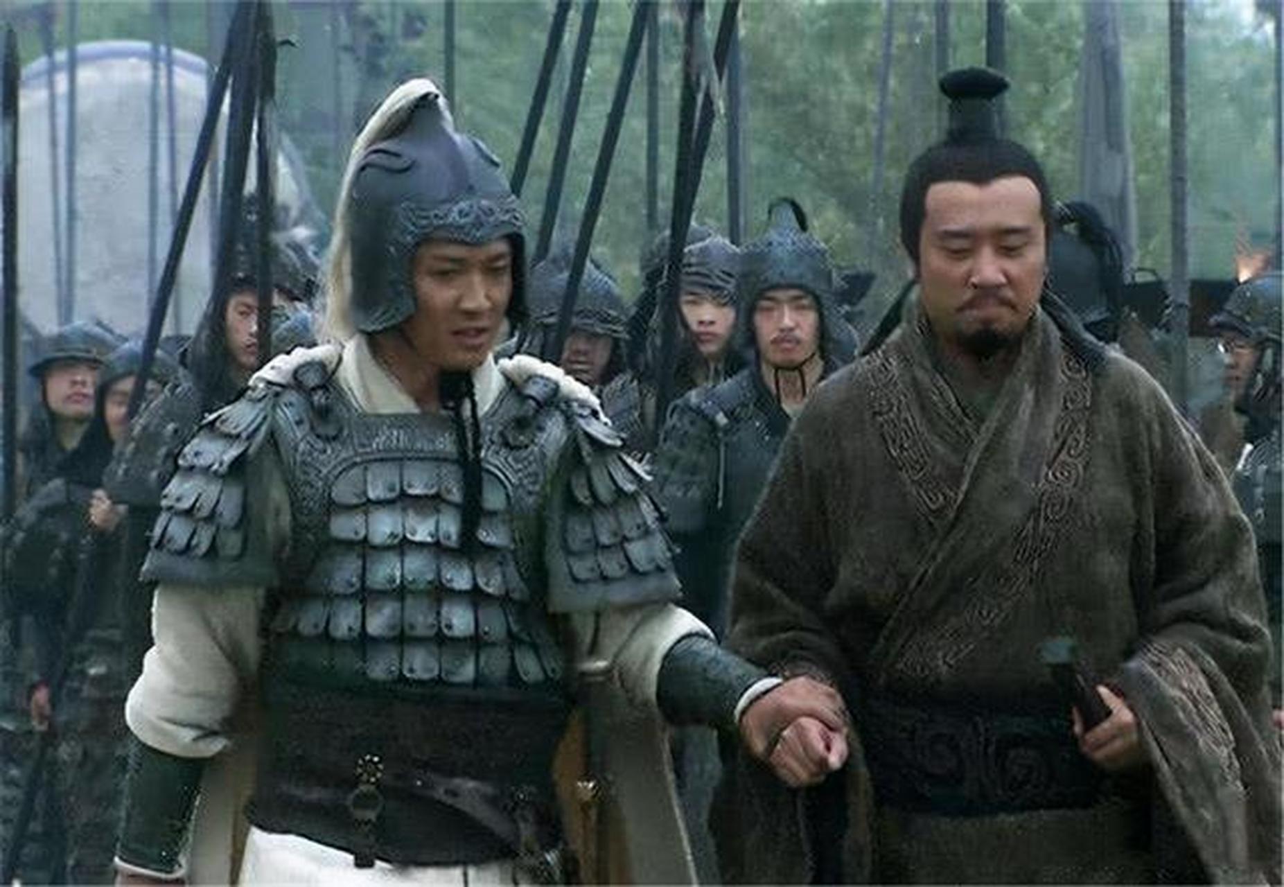 电视剧《三国演义》是人们心中的经典作品,其中刘关张桃园三结义更