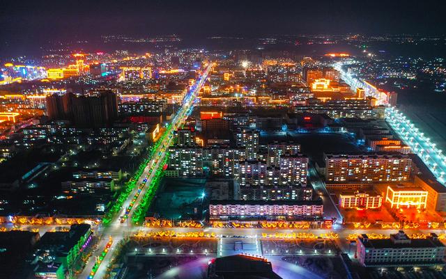 景泰县城节日灯火辉煌