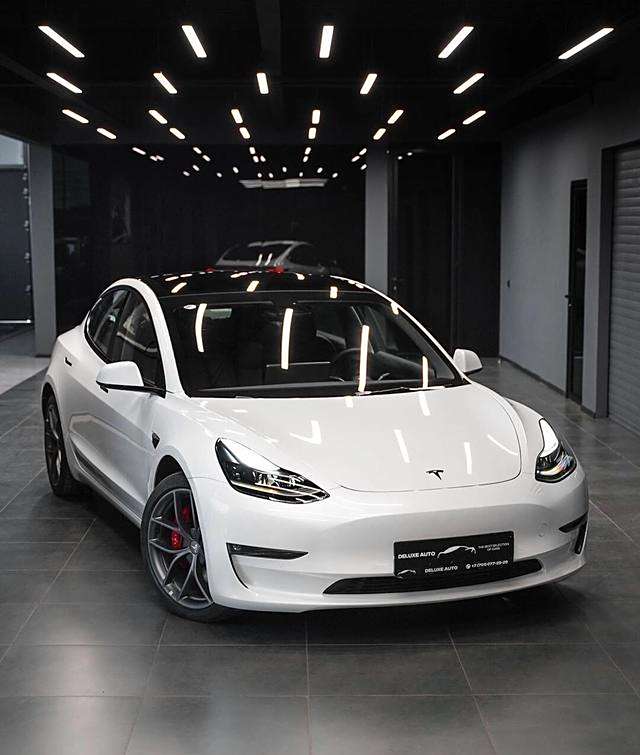 特斯拉model3高性能版:2024年初上市,你准备好了吗?