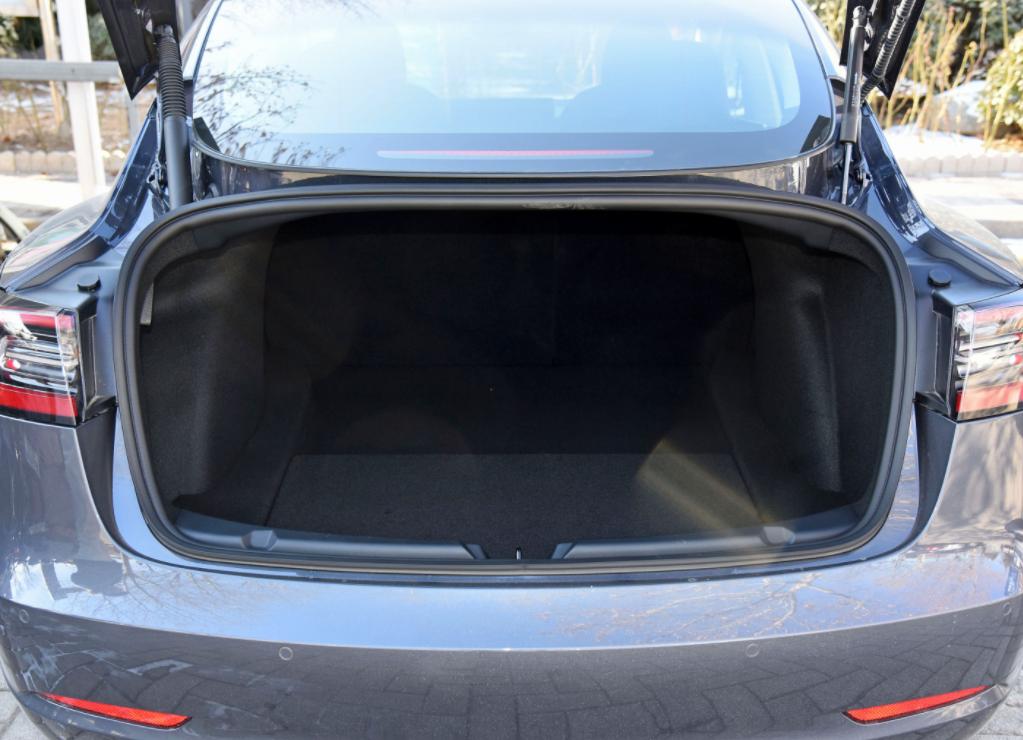 特斯拉model3的后备箱尺寸多大