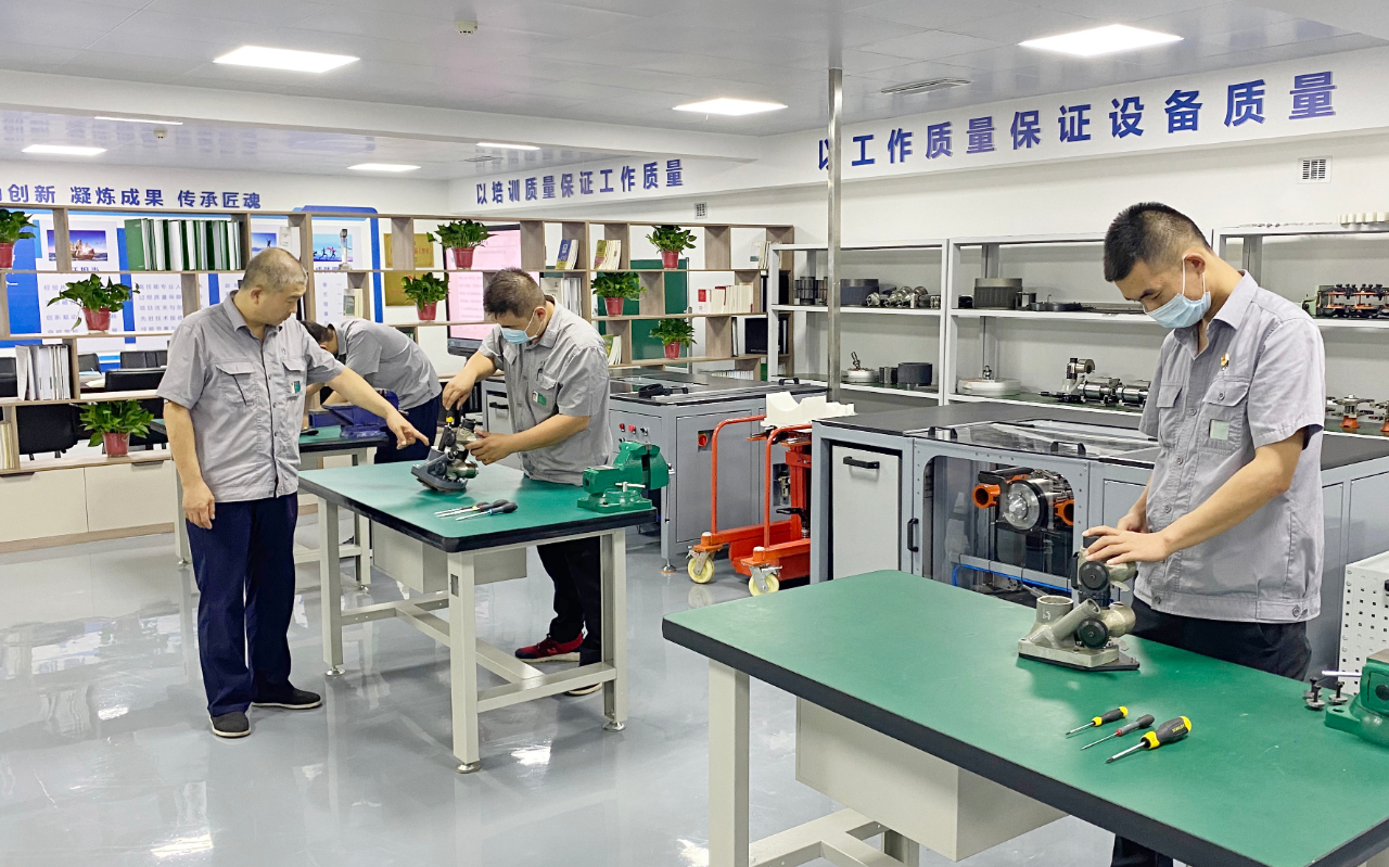 青州卷烟厂多措并举打造工匠技能人才成长快车道