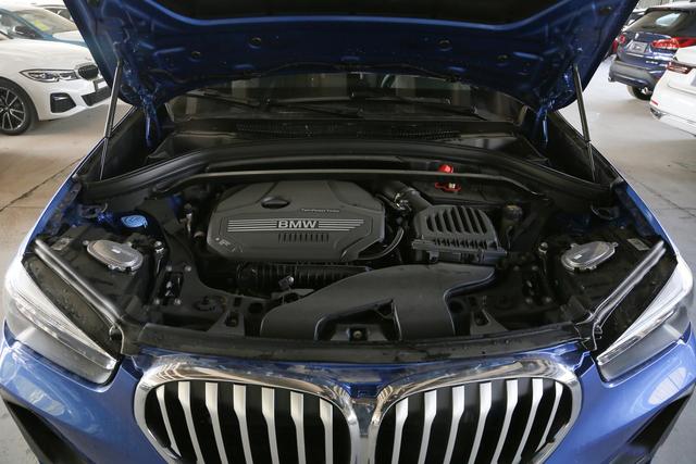 宝马x1三缸发动机怎么样?开起来很抖吗?