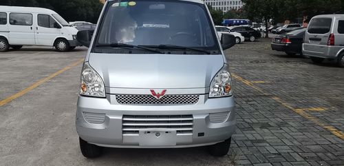 五菱荣光6407参数 五菱荣光6407bf多少马力