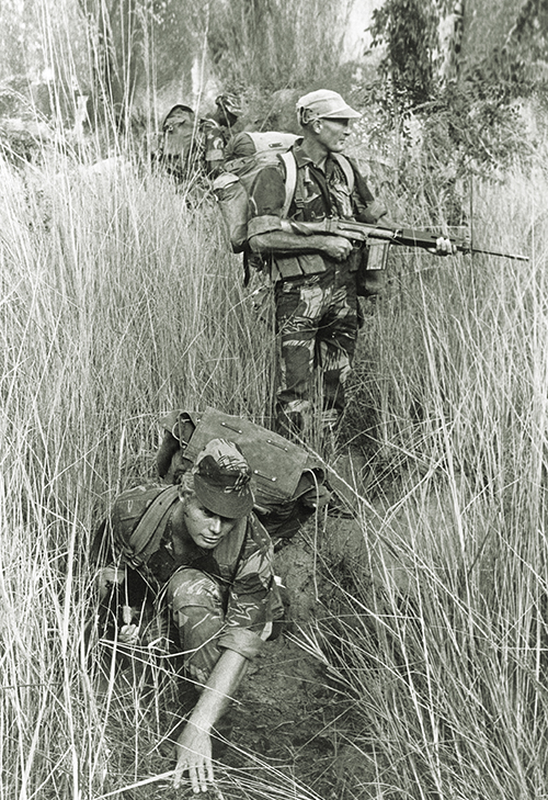 卡扎菲送坦克,送货方搞错收件人,罗德西亚陆军的第一批坦克小记