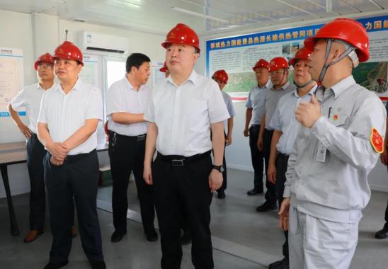 王映海到费县调研督导供热工程建设情况
