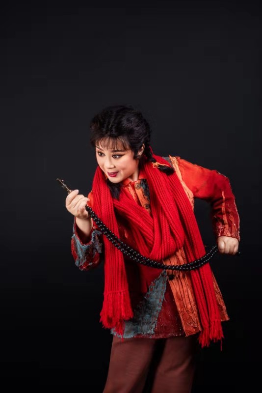 汉剧表演艺术家彭玲:这个"疯娘"敢"破相"