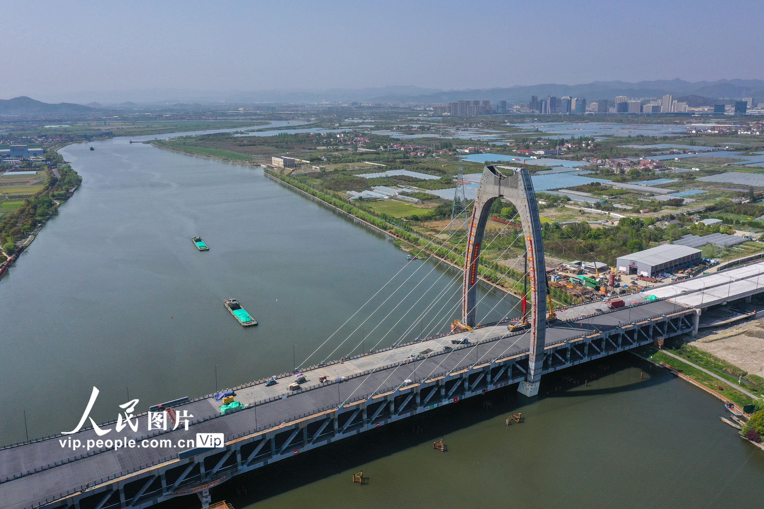 浙江宁波:西洪大桥建设如火如荼