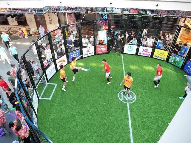 海南首届室内三人笼式足球赛开赛