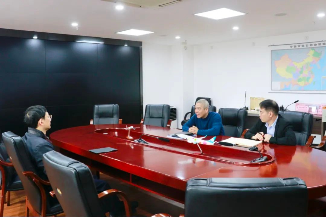 马雷会见贵阳市福建商会会长黄开枢