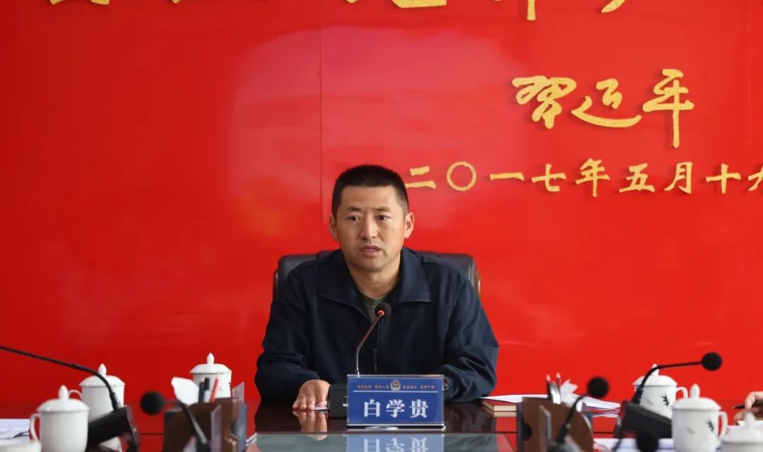 白学贵调研全县公安工作