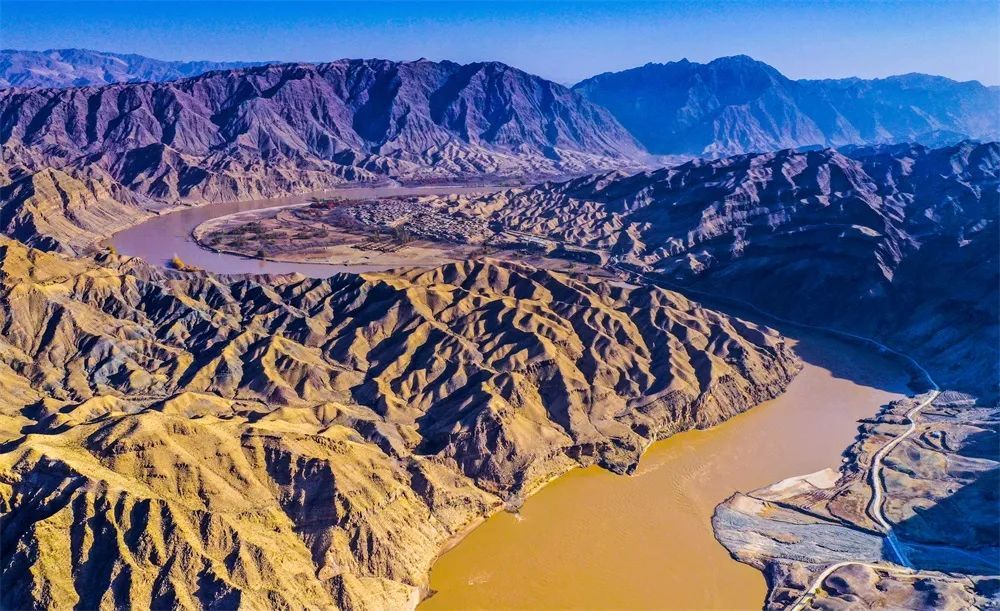 【大河奔腾看甘肃】 滔滔黄河润白银 两岸风光似画廊