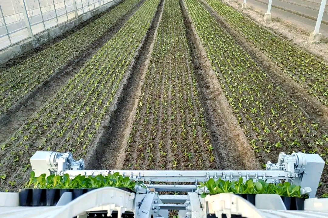 此外,其纯电动设计也使得机器在环保无污染