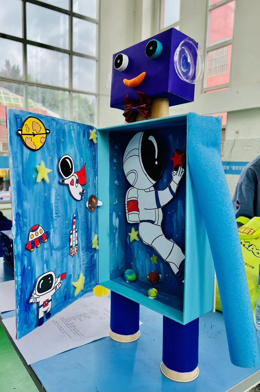 资阳市"新华文轩杯"创新创意成果展评及创意智造比赛盛大举行!