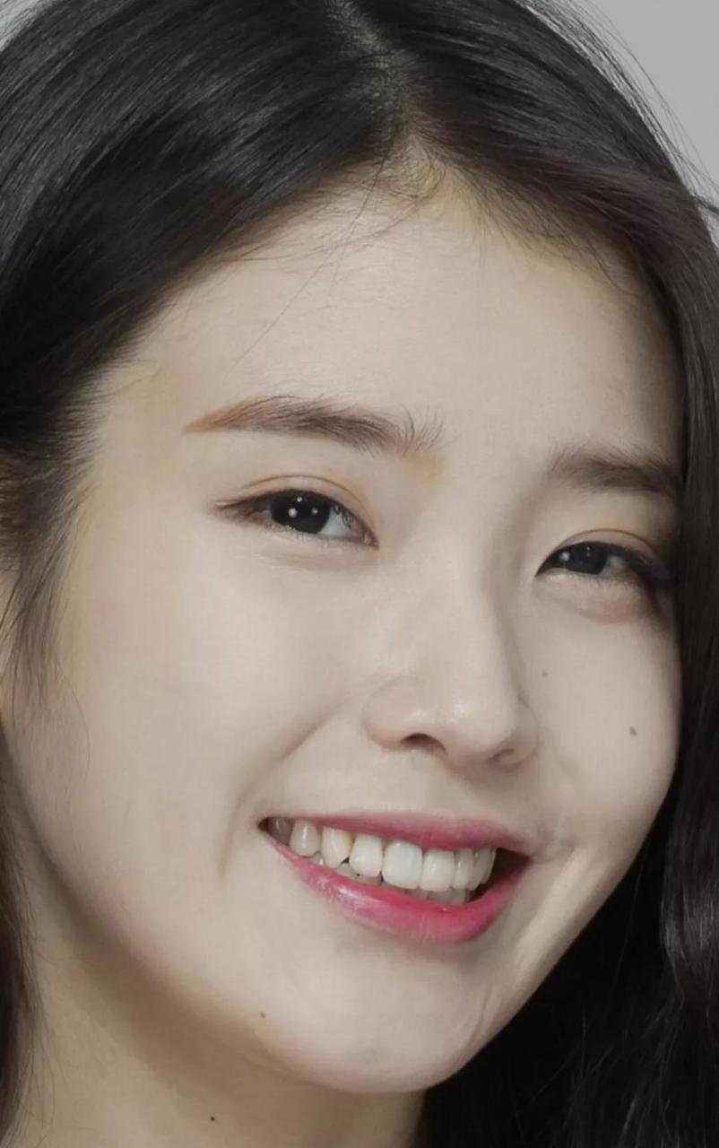 李知恩|明星近距离超高清修复图片