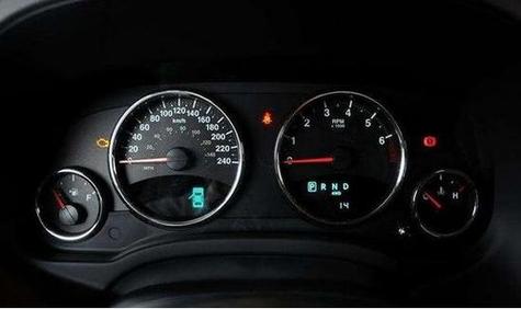 如何消除jeep指南者机油保养指示灯