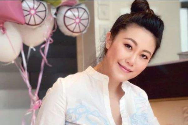 "名媛"罗力力:郭晶晶好闺蜜,34岁抱着5个月女儿跳楼身亡