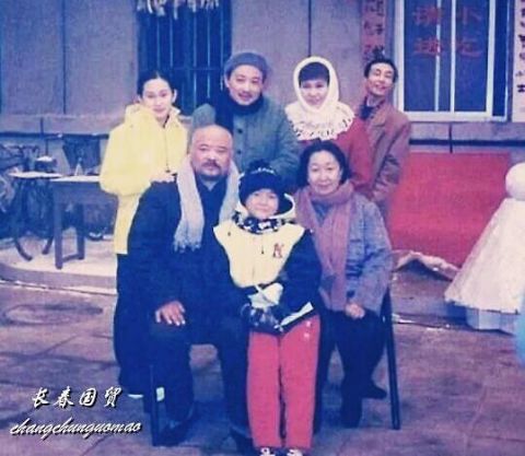 《东北一家人》"军军"近照曝光,29岁童颜未改