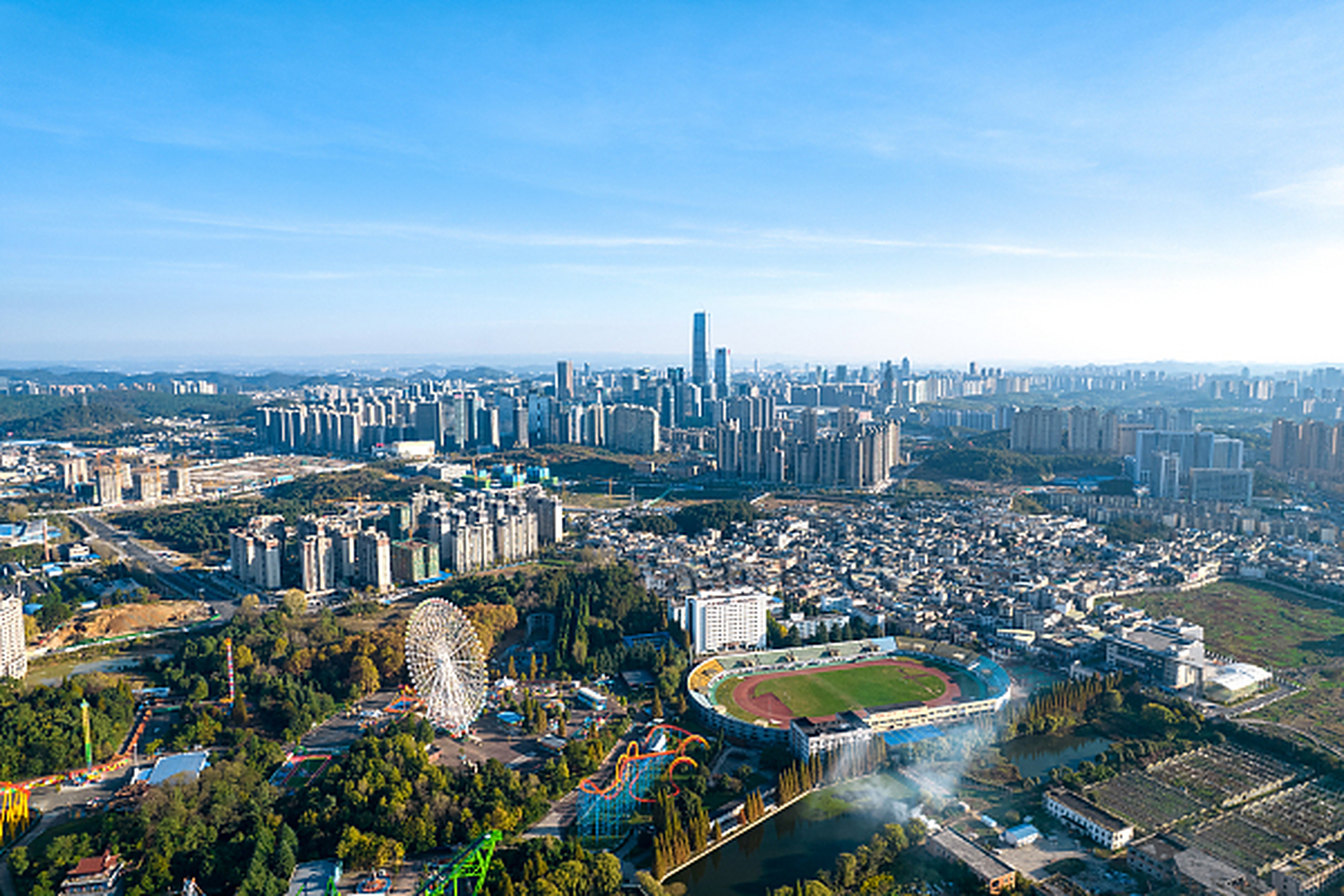 【白云区工业企业目前累计80家复工复产】2月1日,记者从白云区工信局