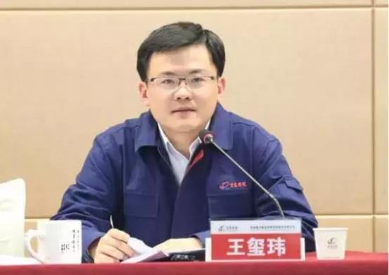 湖北现任最年轻的市长王玺玮,复旦大学高材生,能力与颜值并存