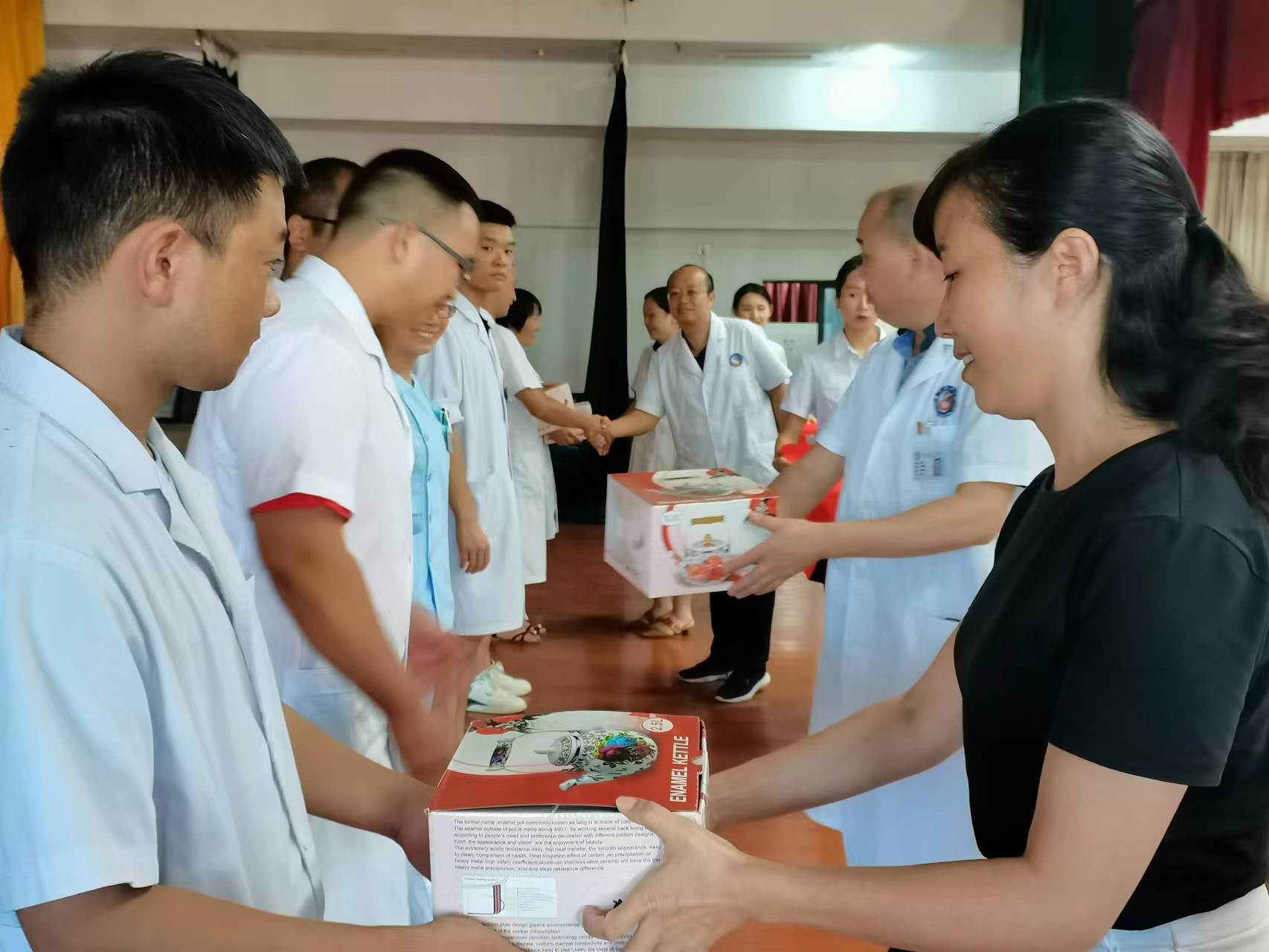 "医"心向党 踔厉奋进!惠水县中医医院举行庆祝第五个"中国医师节"活动