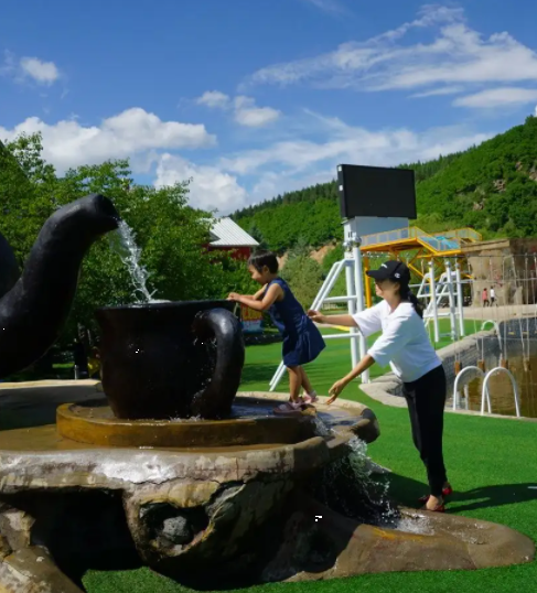 黑龙江省牡丹江市海林市新安朝鲜族镇境内有亿龙水上风情园景区