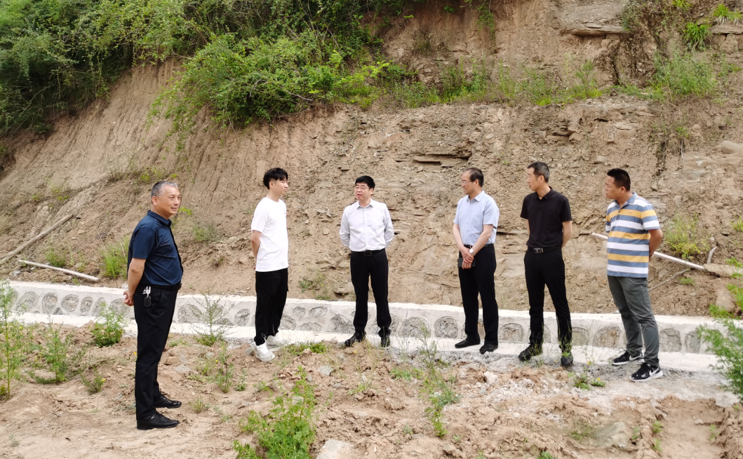 王新峰检查豹村水库防汛工作