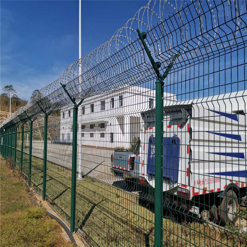 机场区护栏网是什么?机场区护栏网详解