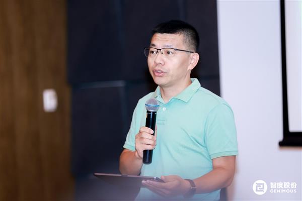 (刘东方-华为消费者云服务开放平台业务部总经理)