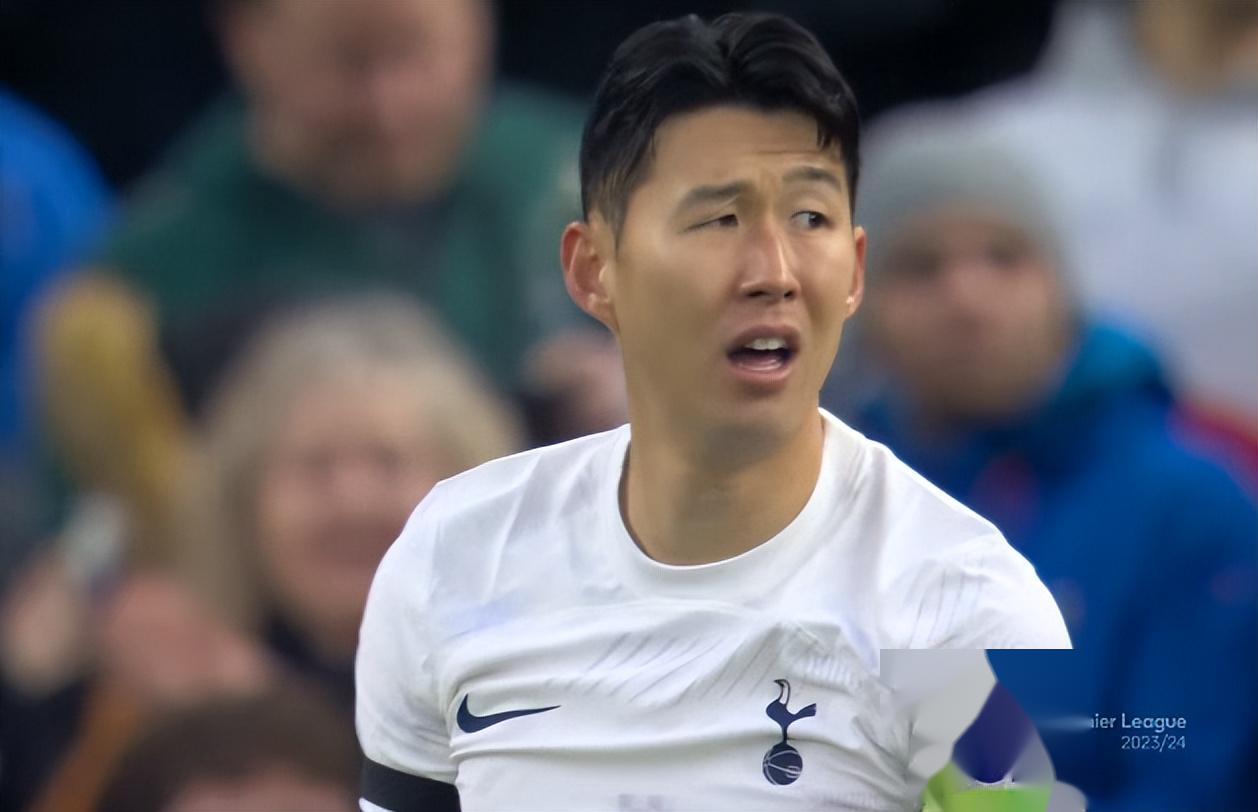 孙兴慜太郁闷!越位帽子戏法致敬努涅斯,战国足双响耗光进球运