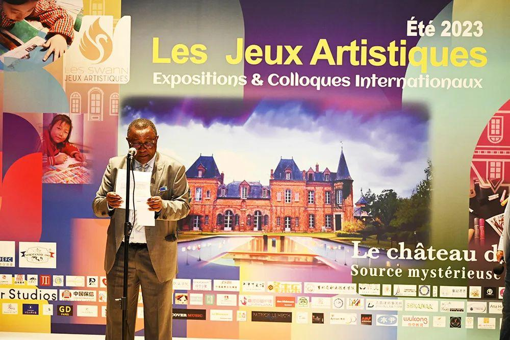 画家齐鹏作品在卢浮宫2023国际艺术联创联展中获奖并被收藏