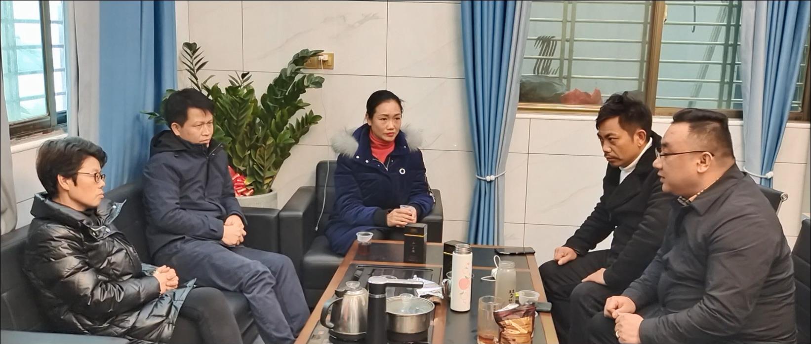 袁凤唐建伟到塔峰镇开展助商稳企调研工作