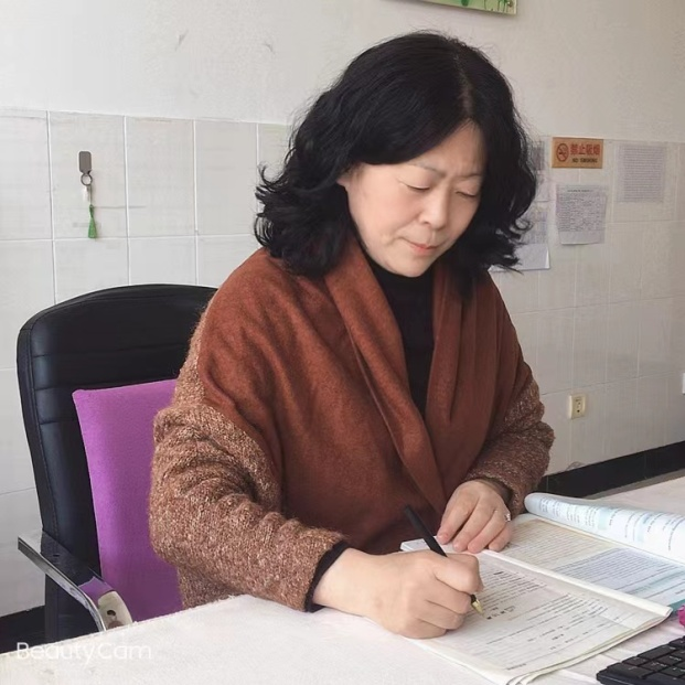 曹妃甸第一中学奋斗在教学一线的老教师
