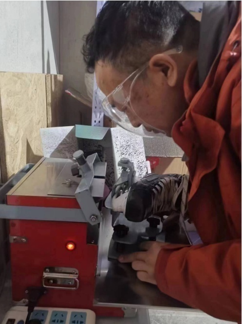 冰上蓓蕾 璀璨绽放