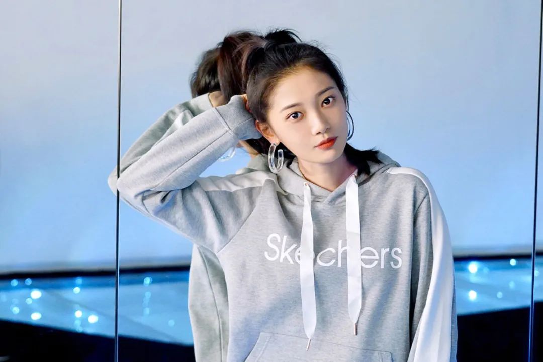 田依桐的照片壁纸精选n