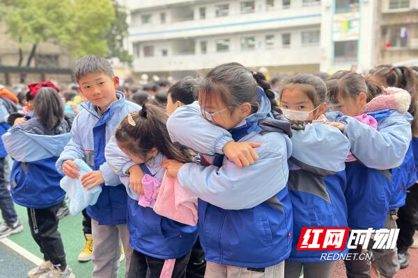 衡阳市中南路小学:开展"开学消防安全第一课"