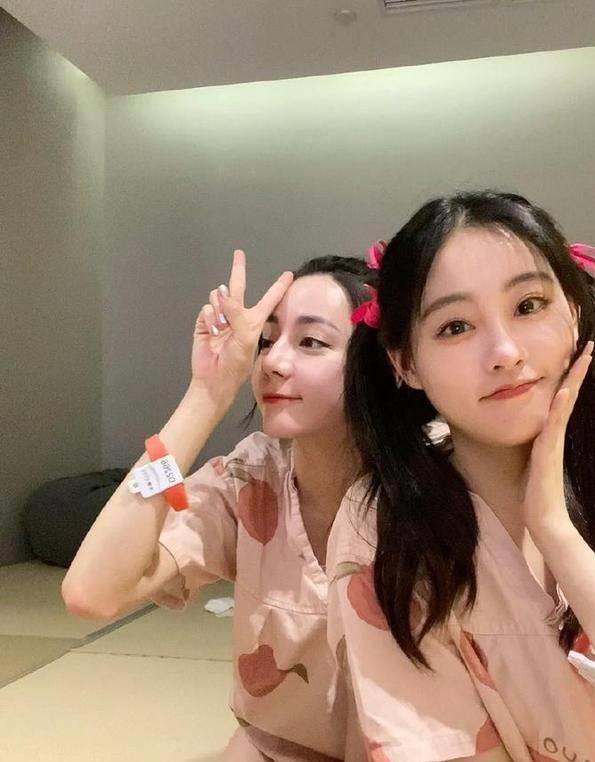 神仙友谊!祝绪丹为迪丽热巴庆生,称迪丽热巴是她最爱的女人