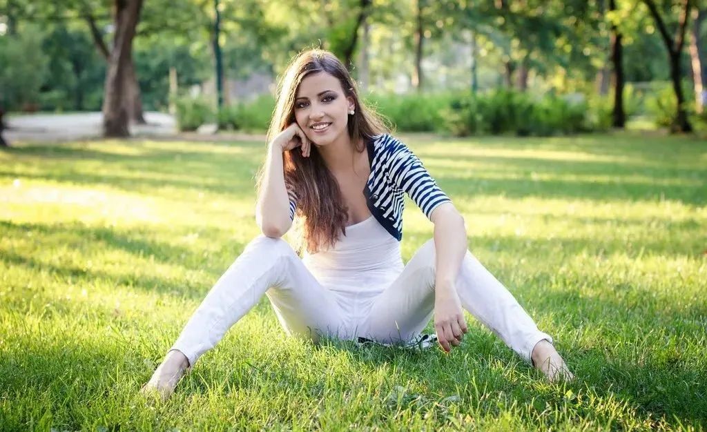 女人拍照十大禁忌,正确的摆姿势,才能拍出好看的照片!