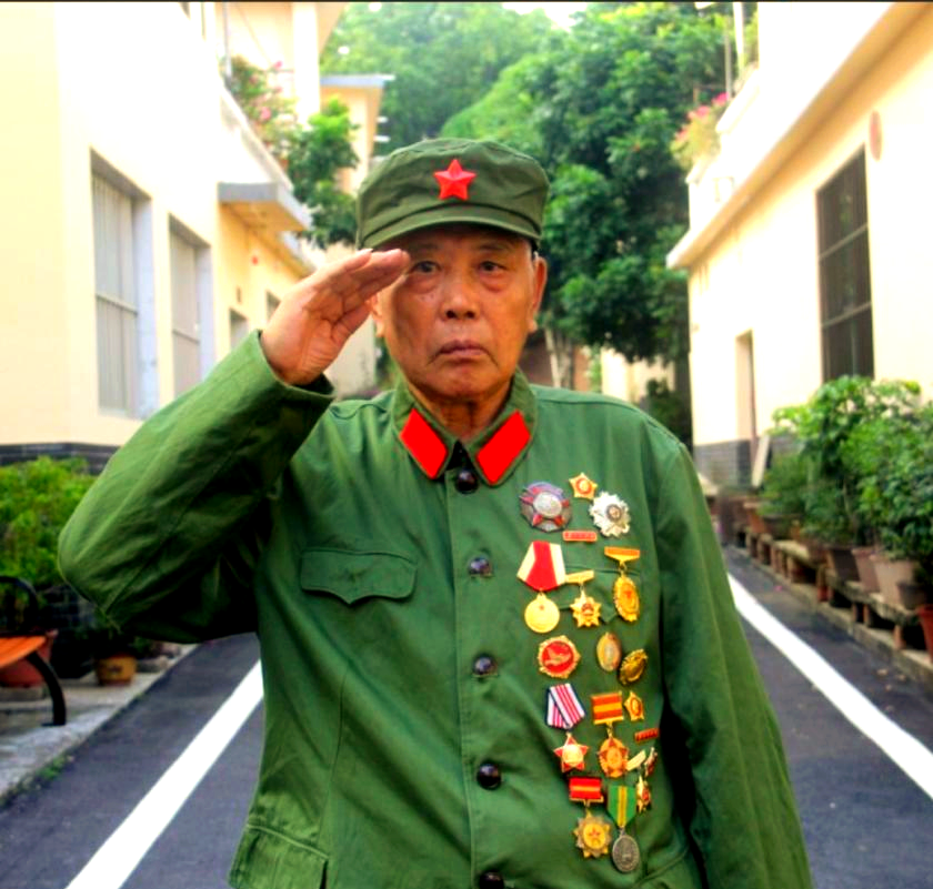 李延年:抗美援朝中的英勇与精神