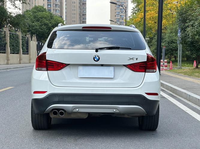 宝马x1是前驱还是后驱?