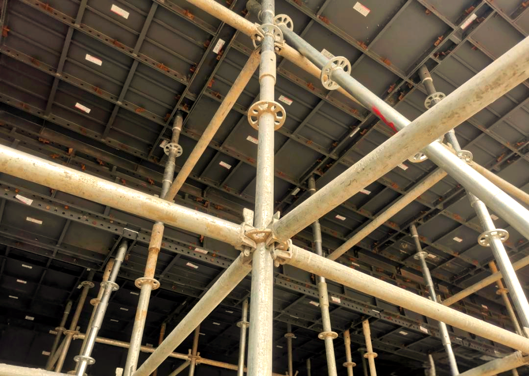 盘扣式脚手架与铝模的完美结合