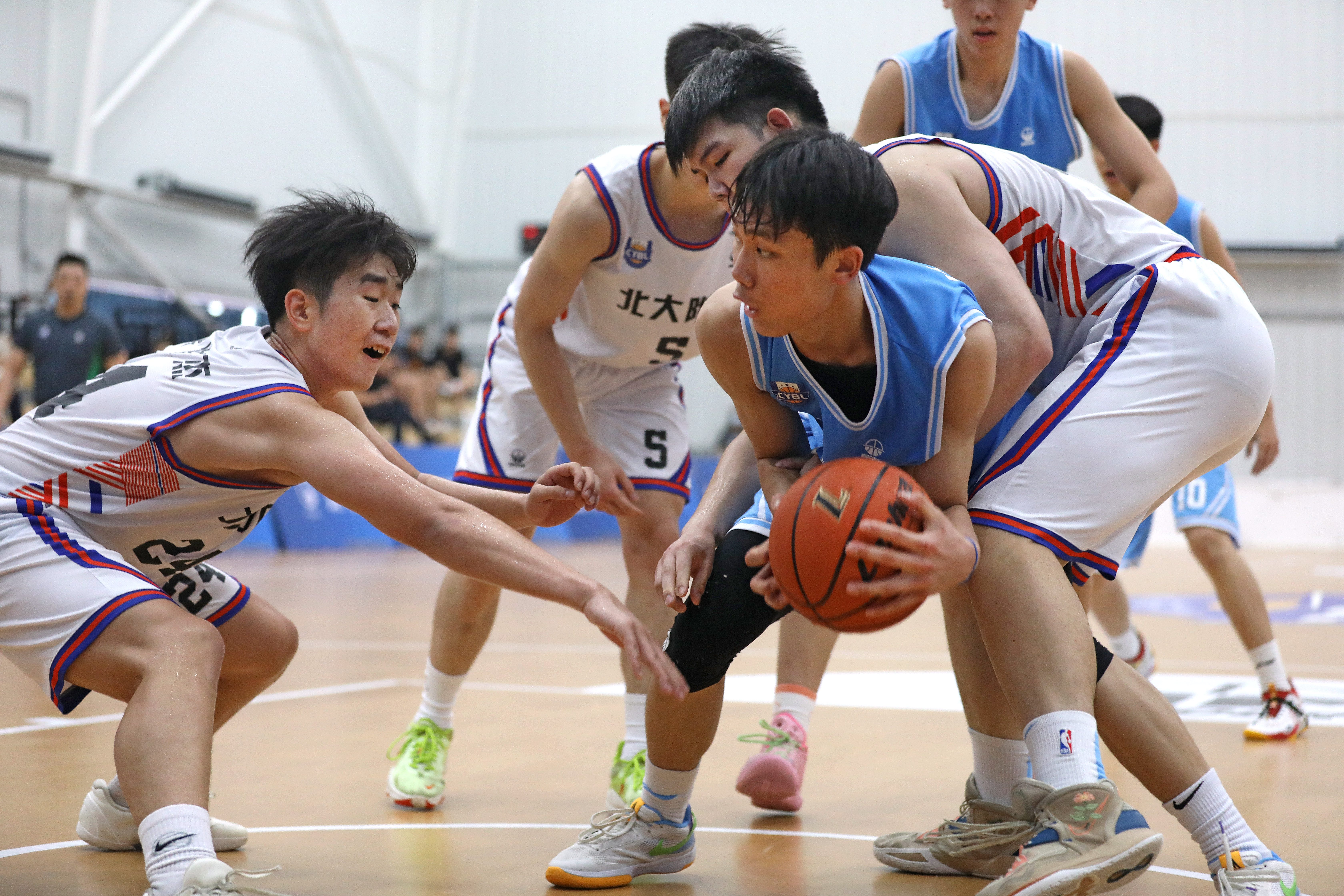 篮球——全国u17联赛:北大附中队晋级四强