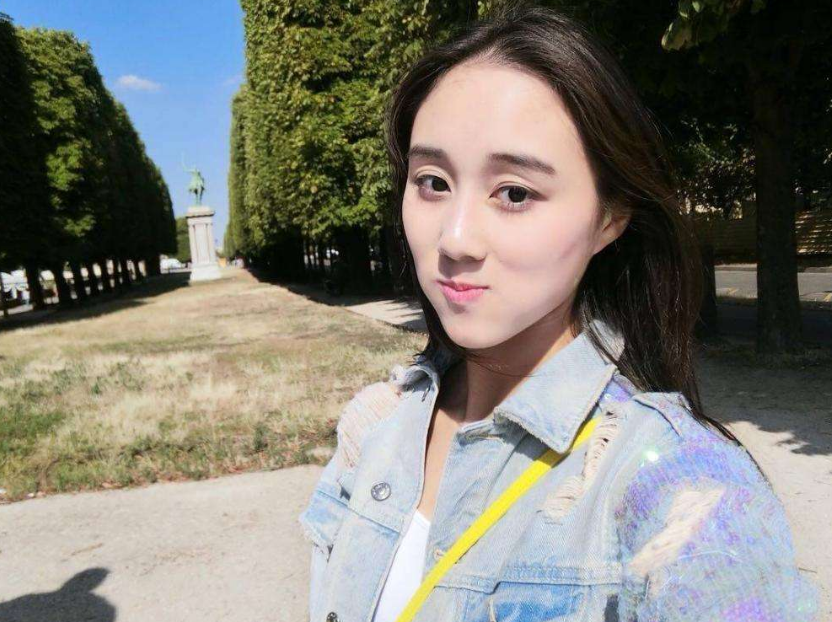 赌王女儿考上清华,路人笑称"饥不择食",何超欣凭啥能进清华?