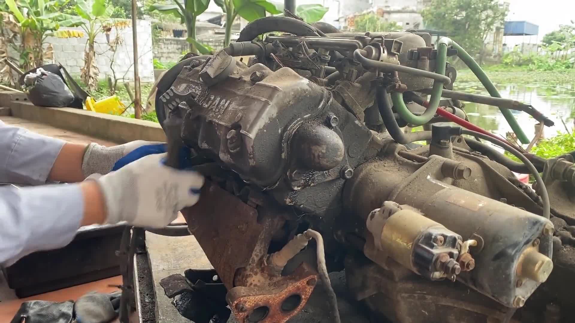 发动机敲缸维修多少钱?