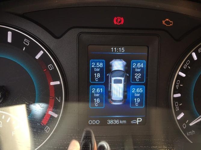 哈弗h2胎压复位键在哪